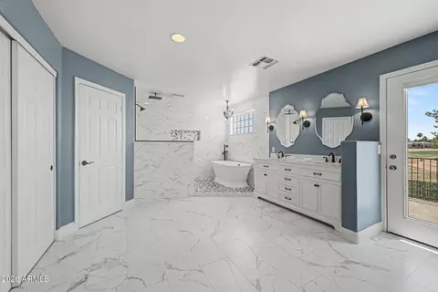Bath - 2535 E Saratoga St, Gilbert, AZ 85296 photo 1 of 5
