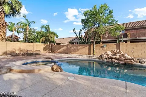 Exterior - 4069 E Breckenridge Way, Gilbert, AZ 85234 photo 5 of 9