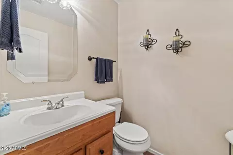 Bath - 4069 E Breckenridge Way, Gilbert, AZ 85234 photo 4 of 4