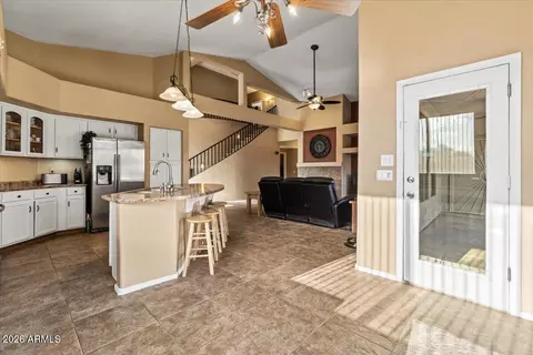 Entry Way - 4069 E Breckenridge Way, Gilbert, AZ 85234 photo 1 of 2