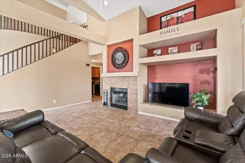 Living - 4069 E Breckenridge Way, Gilbert, AZ 85234 photo 5 of 5