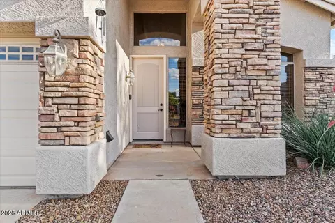 Exterior - 4069 E Breckenridge Way, Gilbert, AZ 85234 photo 3 of 9