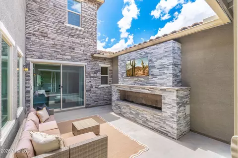 Exterior - 1130 E Kensington Rd, Gilbert, AZ 85297 photo 4 of 33