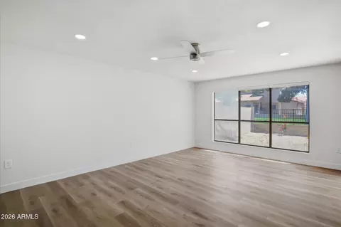 Living - 609 N Granite St, Gilbert, AZ 85234 photo 4 of 5