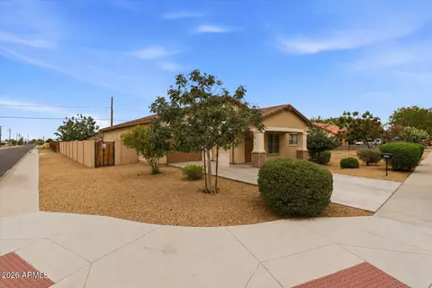 2502 E Tamarisk Ave, Phoenix, AZ 85040