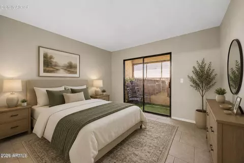Bedroom - 3301 Earll Dr #120, Phoenix, AZ 85018 photo 1 of 4