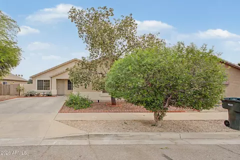 Exterior - 6929 S 11th Dr, Phoenix, AZ 85041 photo 6 of 14