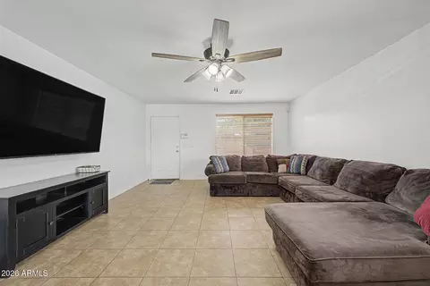 Other - 6929 S 11th Dr, Phoenix, AZ 85041 photo 4 of 11
