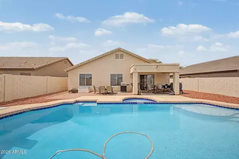 Exterior - 6929 S 11th Dr, Phoenix, AZ 85041 photo 13 of 14