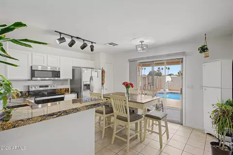 Kitchen - 6929 S 11th Dr, Phoenix, AZ 85041 photo 1 of 4