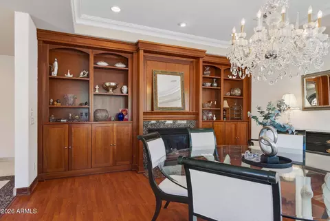 Dining - 1343 E Lupine Ave, Phoenix, AZ 85020 photo 5 of 7