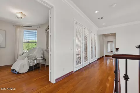Entry Way - 1343 E Lupine Ave, Phoenix, AZ 85020 photo 7 of 10