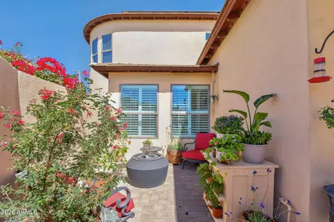 Exterior - 1343 E Lupine Ave, Phoenix, AZ 85020 photo 5 of 8
