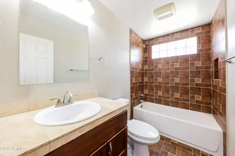 11610 N 58th Ave, Glendale, AZ 85304