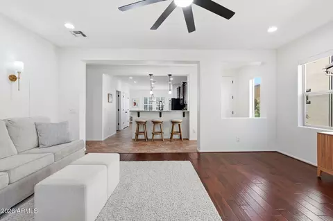 Entry Way - 4444 E Saint John Rd, Phoenix, AZ 85032 photo 1 of 2
