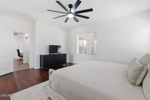 Bedroom - 4444 E Saint John Rd, Phoenix, AZ 85032 photo 4 of 8