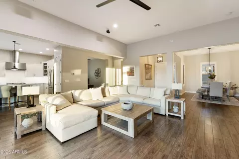 Other - 7606 S Penrose Dr, Gilbert, AZ 85298 photo 4 of 33