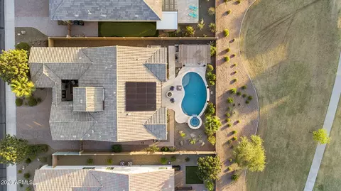 View/Area - 7606 S Penrose Dr, Gilbert, AZ 85298 photo 5 of 11