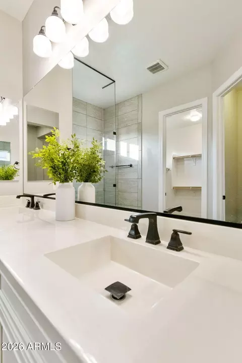 Bath - 7606 S Penrose Dr, Gilbert, AZ 85298 photo 2 of 6