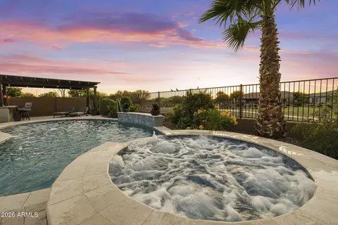 Exterior - 7606 S Penrose Dr, Gilbert, AZ 85298 photo 23 of 26