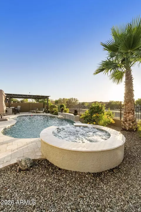 Exterior - 7606 S Penrose Dr, Gilbert, AZ 85298 photo 20 of 26