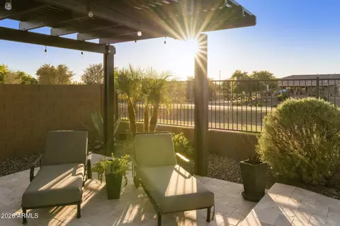 Exterior - 7606 S Penrose Dr, Gilbert, AZ 85298 photo 15 of 26