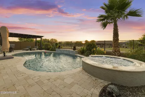 Exterior - 7606 S Penrose Dr, Gilbert, AZ 85298 photo 22 of 26