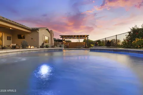 Exterior - 7606 S Penrose Dr, Gilbert, AZ 85298 photo 24 of 26