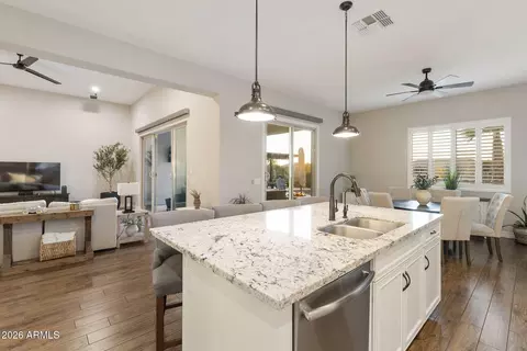 Kitchen - 7606 S Penrose Dr, Gilbert, AZ 85298 photo 3 of 8