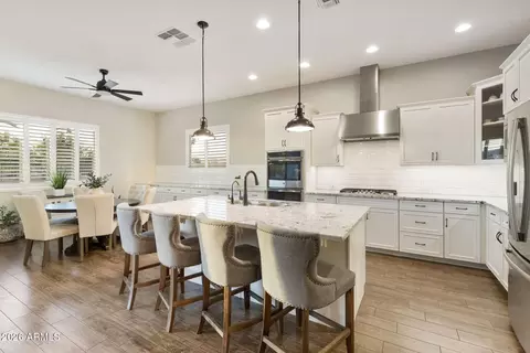 Kitchen - 7606 S Penrose Dr, Gilbert, AZ 85298 photo 1 of 8