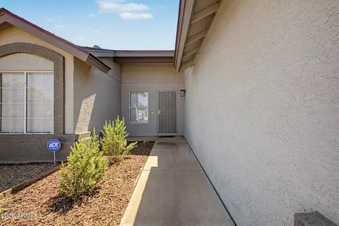 Exterior - 10237 W Windsor Blvd, Glendale, AZ 85307 photo 2 of 8
