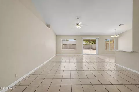 Living - 10237 W Windsor Blvd, Glendale, AZ 85307 photo 4 of 5