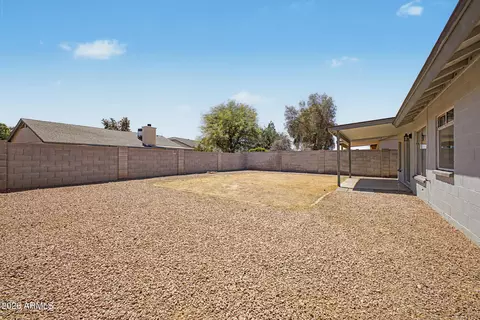 Exterior - 10237 W Windsor Blvd, Glendale, AZ 85307 photo 6 of 8