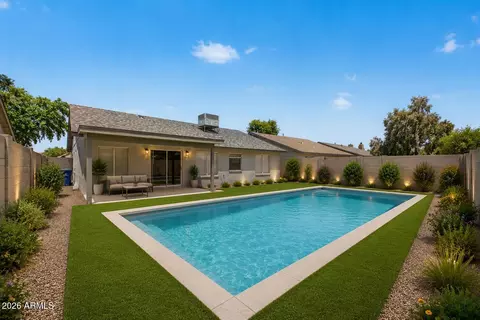 Exterior - 10237 W Windsor Blvd, Glendale, AZ 85307 photo 4 of 8
