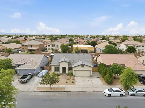 View/Area - 8006 W Whyman Ave, Phoenix, AZ 85043 photo 5 of 7