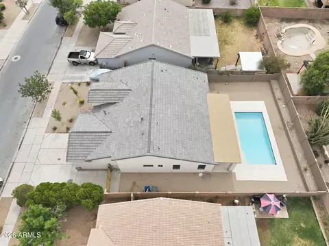 View/Area - 8006 W Whyman Ave, Phoenix, AZ 85043 photo 3 of 7