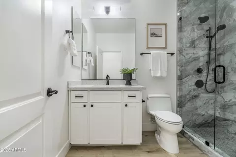 Bath - 3756 E Matthew Dr, Phoenix, AZ 85050 photo 3 of 3