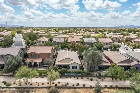 View/Area - 3756 E Matthew Dr, Phoenix, AZ 85050 photo 2 of 4
