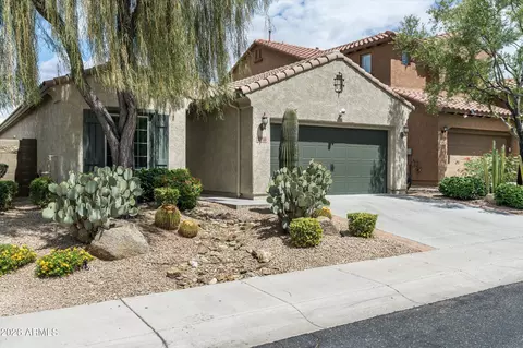 Exterior - 3756 E Matthew Dr, Phoenix, AZ 85050 photo 4 of 7