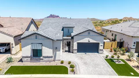 5828 E Star Valley St, Mesa, AZ 85215