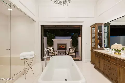 Bath - 2354 E Minton St, Mesa, AZ 85213 photo 5 of 7