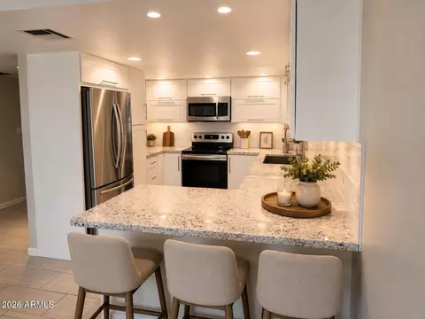 7940 E Camelback Rd #307, Scottsdale, AZ 85251