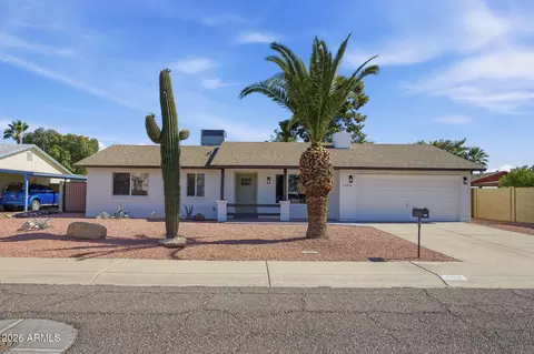 1215 W Wescott Dr, Phoenix, AZ 85027