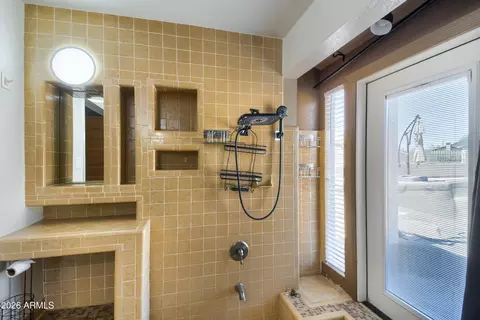 Bath - 7506 E Mallory St, Mesa, AZ 85207 photo 2 of 3