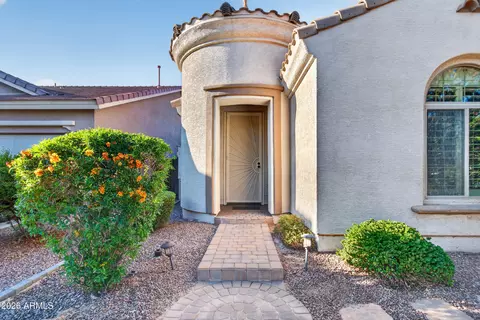 130 W Hackberry Dr, Chandler, AZ 85248