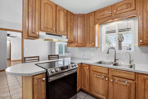 Kitchen - 5446 E Albany St, Mesa, AZ 85205 photo 2 of 5