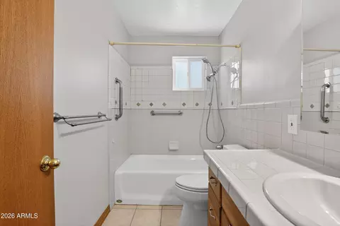 Bath - 5446 E Albany St, Mesa, AZ 85205 photo 2 of 4