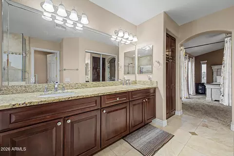 Bath - 4522 E Cathedral Rock Dr, Phoenix, AZ 85044 photo 2 of 5