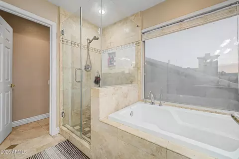 Bath - 4522 E Cathedral Rock Dr, Phoenix, AZ 85044 photo 4 of 5