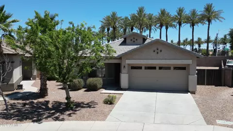 43982 W Garden Ln, Maricopa, AZ 85139